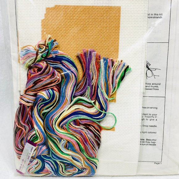 Grandma's Attic Bucilla Printed Counted Cross-Stitch Kit - New - Vintage (1990) - Picture 6 of 6